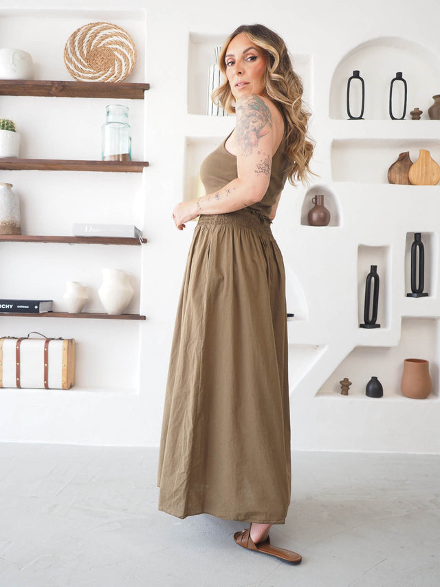 Vestido Básico de Alças