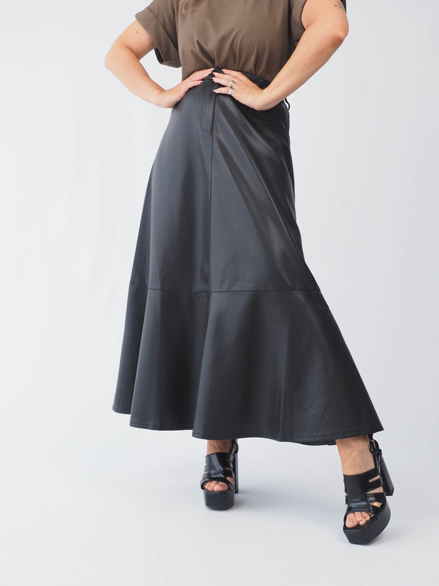 Eco-leather skirt