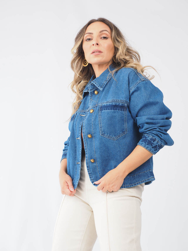 Veste en jean avec broderie