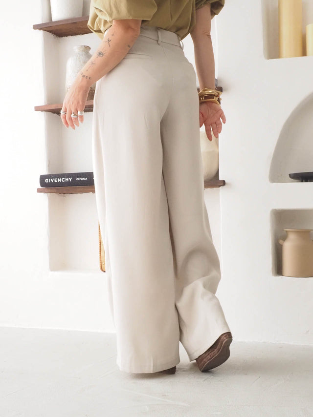 Calças Pantalona Com Pregas
