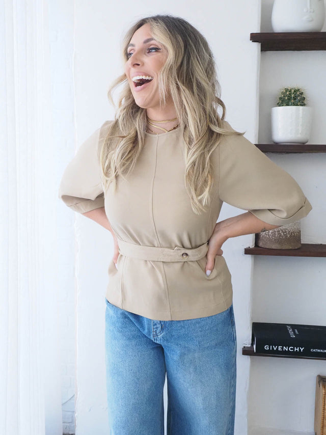 Blusa Lisa Com Cinto