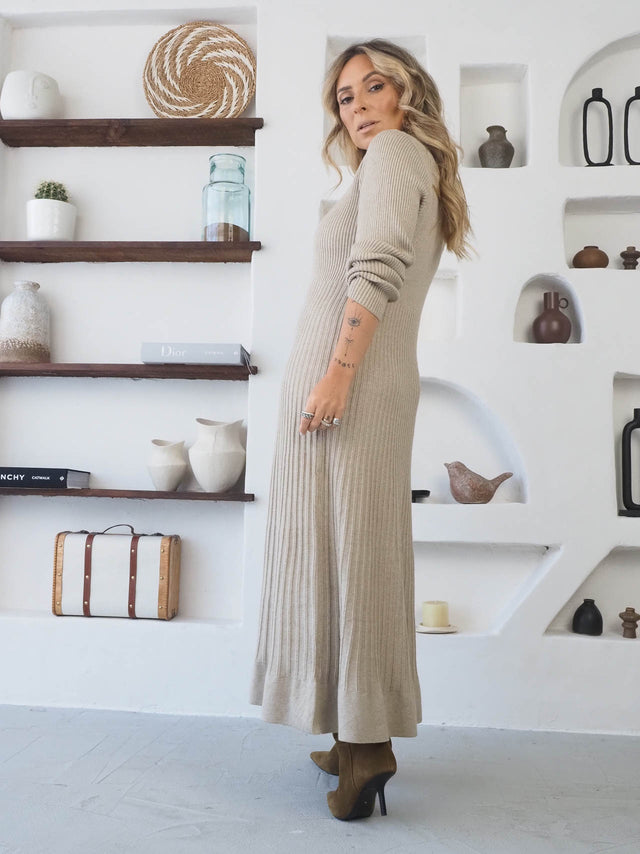 Robe en tricot avec boutons