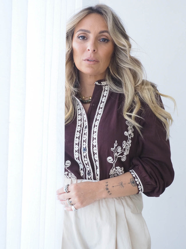Blusa Com Bordado
