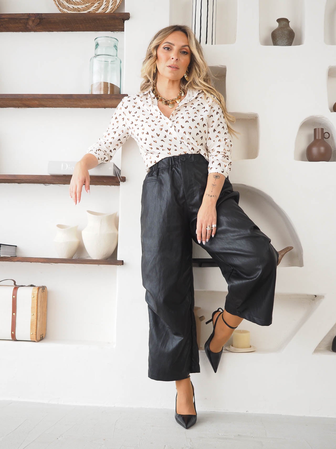 ロッキーシェリエleather like wrap culottes Women's High-Waisted Faux Leather Culottes - Black Peach Store