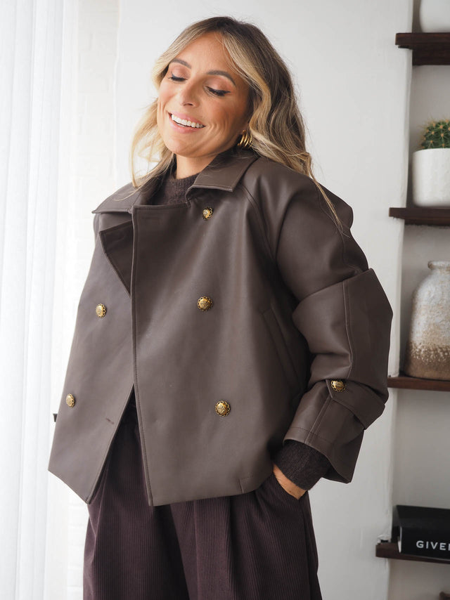 Manteau croisé en cuir écologique