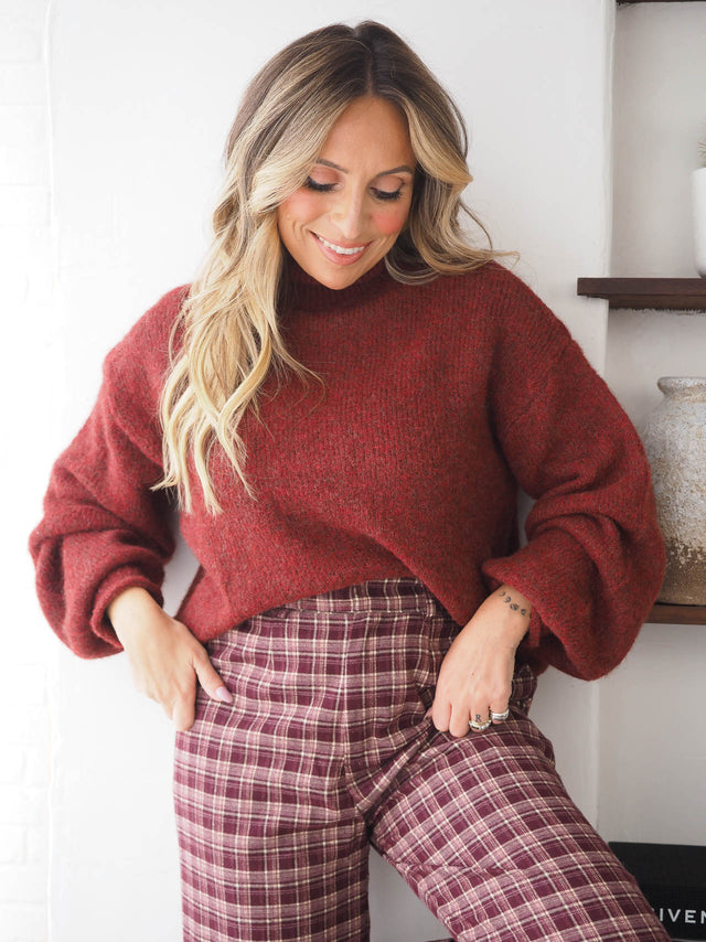 Knitted Sweater with Collar