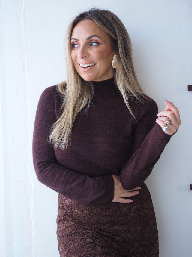 Camisola Malha Básica Meia Gola