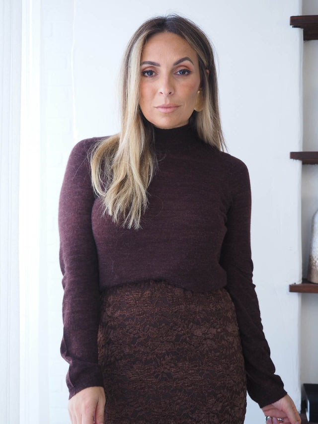 Camisola Malha Básica Meia Gola