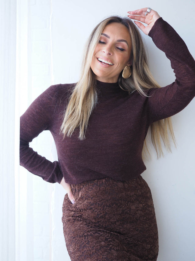 Camisola Malha Básica Meia Gola