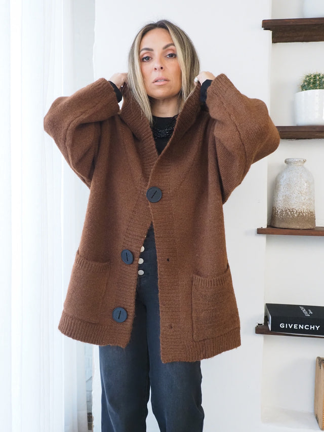 Casaco em Malha Grossa Com Capuz