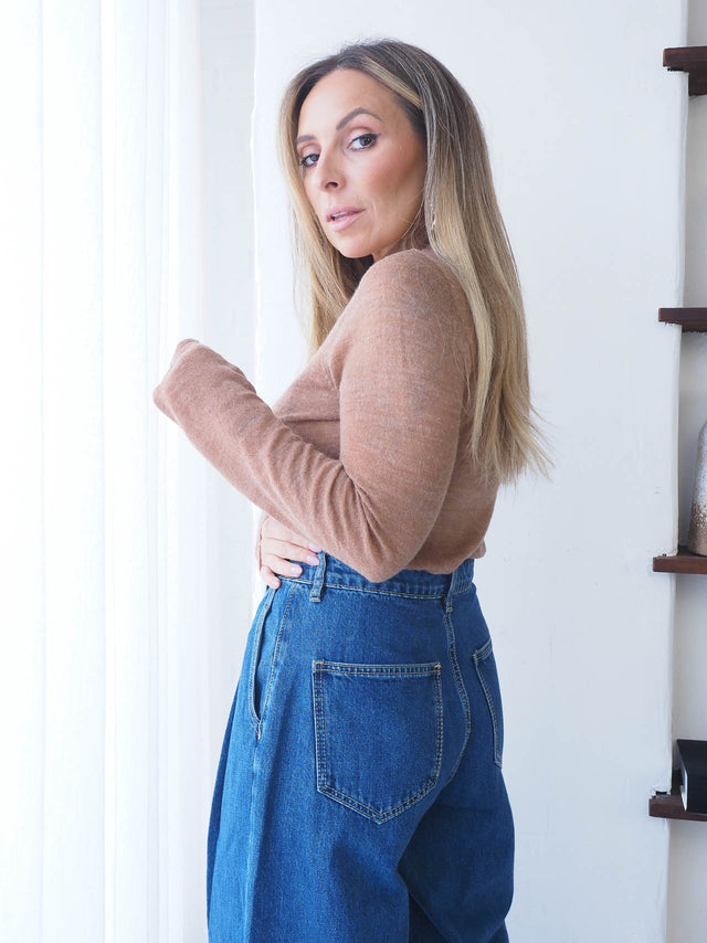 Camisola Malha Básica Meia Gola