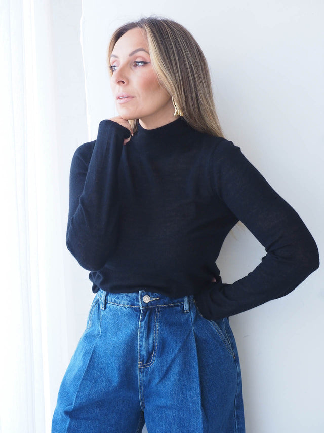 Camisola Malha Básica Meia Gola