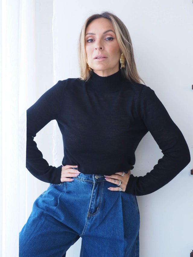 Camisola Malha Básica Meia Gola