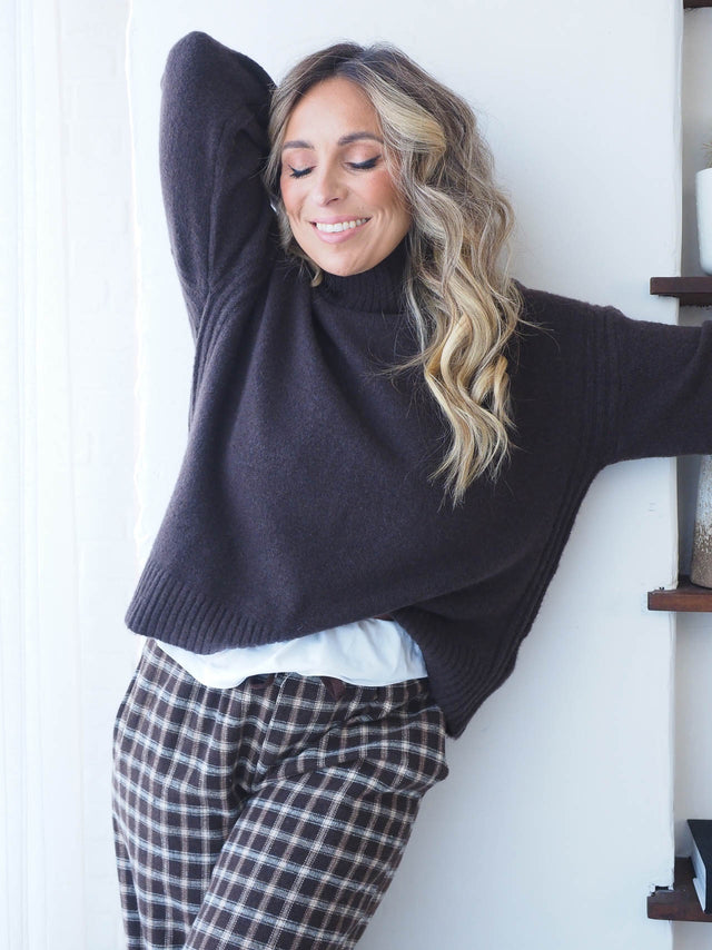 chemise en maille à col montant