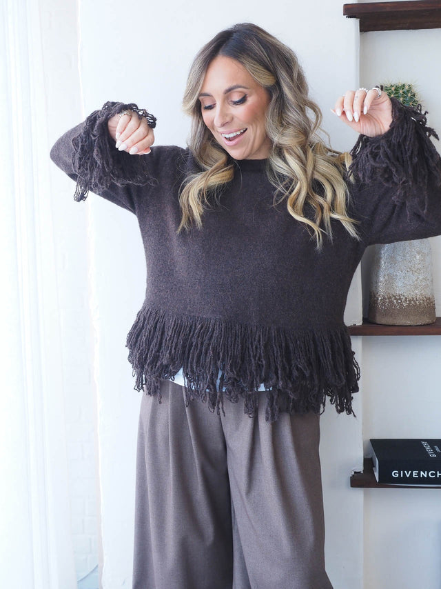 Pull tricoté à franges