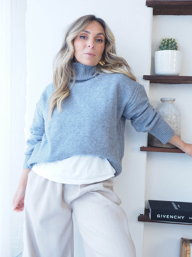 chemise en maille à col montant