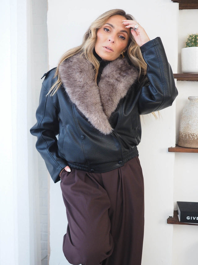 Manteau en fausse fourrure avec fourrure