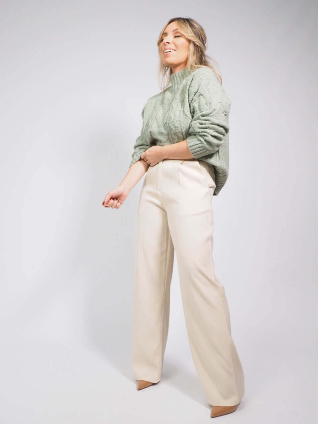 WIDE PANTS WITH CUPS