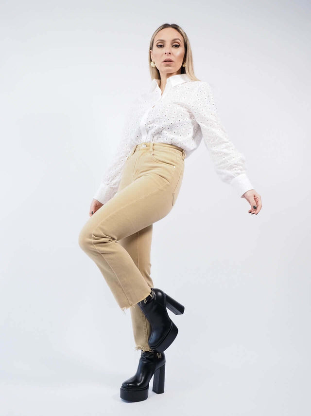 Calças de ganga de cor, bege.