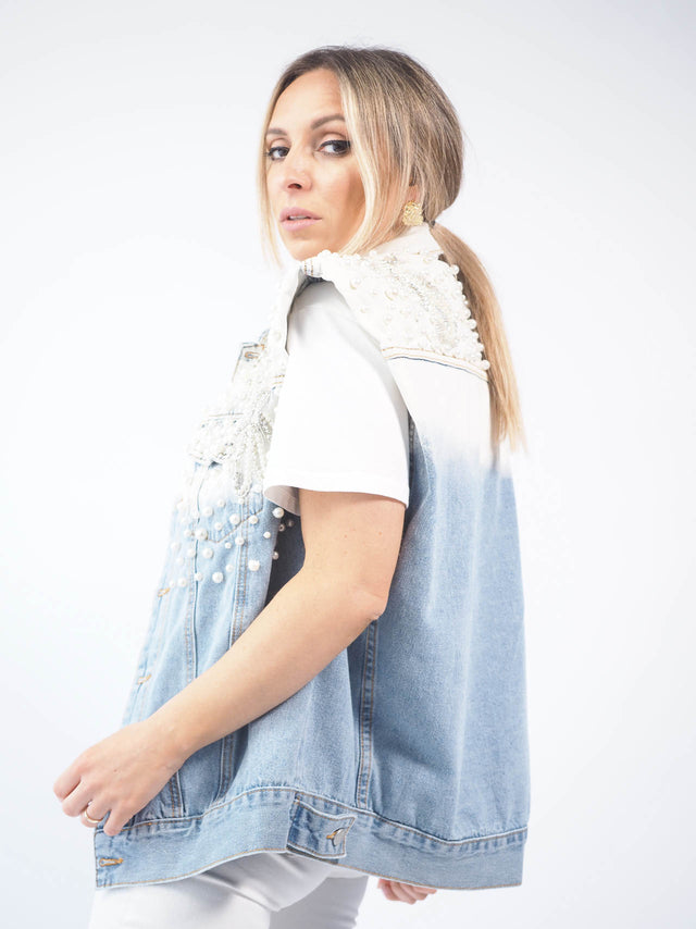 Colete de ganga com pormenor visto de lado.